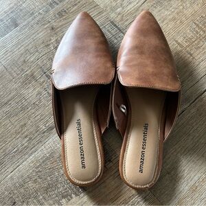 Amazon Essentials Women's Tan Mules